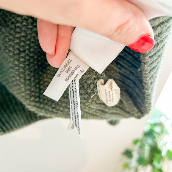 🔥Madewell | Hollydene Ruffle-Shoulder Pullover Sweater Grey Small Long Sl… - Picture 9 of 11